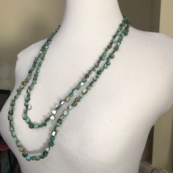 Long Blue Iridescent MOP Chip Stone Necklace - Picture 3 of 8